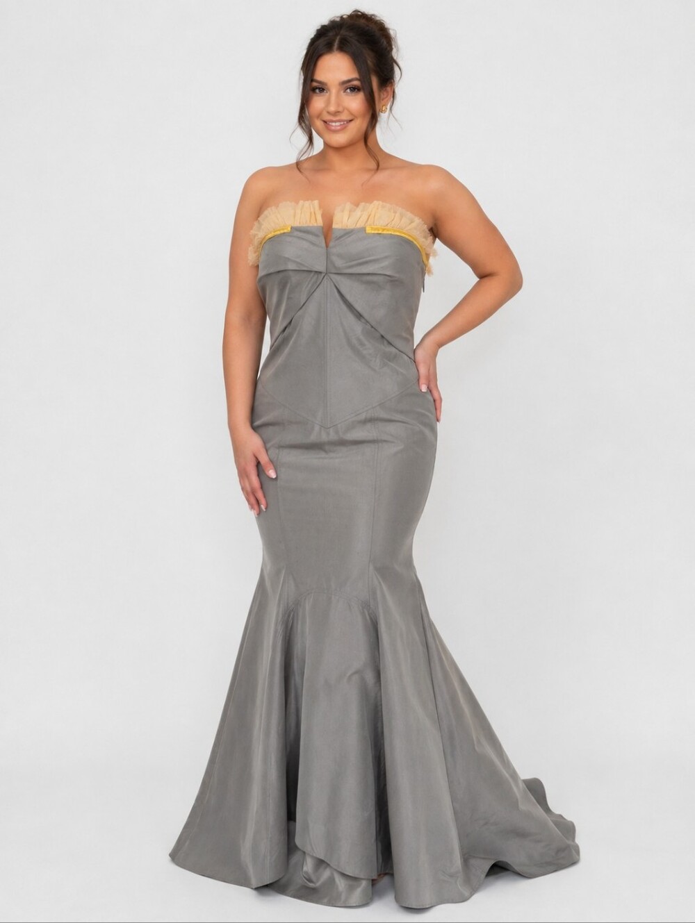 Carolina Herrera Grey Silk Strapless Mermaid Gown Yellow Trim Size 10